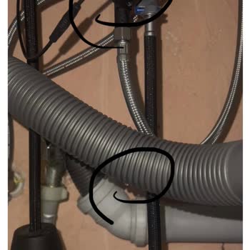 Faturasız Yetkili Servis Gibi Gösterilen Hatalı Montaj Ve Ücret İadesi Talebi