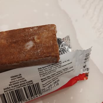 Küflenmiş Meyve Barı: Son Kullanma Tarihi Geçmemiş, Sağlık Riski Ve İade Talebi