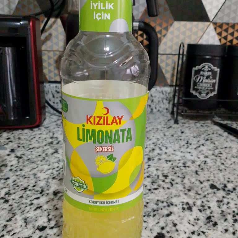Kızılay Limonatasının İlaç Kokusu Ve Tadı Endişe Yarattı