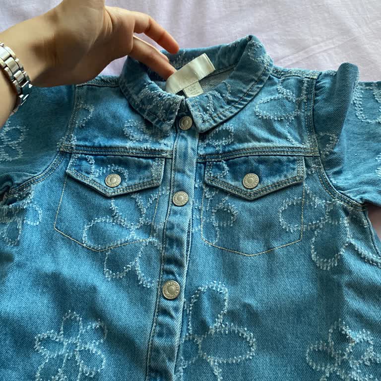 Zara Çocuk Kot Elbisesinde Eksik Ve Yırtık Etiket Şikayeti Ve Değişim İsteği