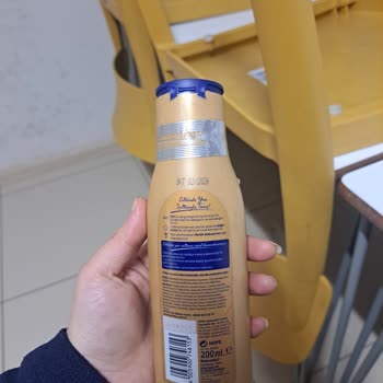 Süresi Geçmiş Ve Kullanılmış Kozmetik Ürünler, Saygısız Mağaza Personeli İade Talebini Reddetti