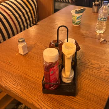 Umursamaz Personel Ve Kirli Ortam Nedeniyle Şube Tercih Edilmez