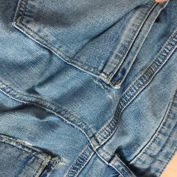 Mavi Pantolon Arka Cep Yırtıldı, Kalite Beklentileri Karşılamadı