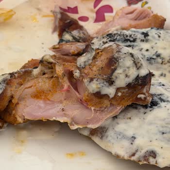 İstinyePark’taki Tavuk Dünyası Şubesinde Çiğ Tavuk Ve Makarna, Hamile Müşteriyi Tehlikeye Atıyor