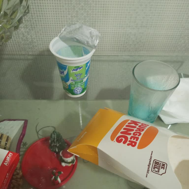 Ödenen Büyük Ayran Ve Patates Yerine Küçük Ürünler Gönderildi: İade Talebi