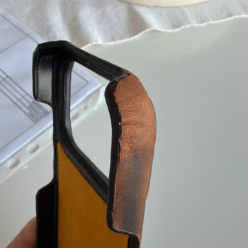 İlan Görseliyle Uyuşmayan Ve Kusurlu İPhone 17 Pro Kılıfı İçin İade Talebi