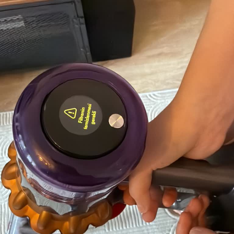 Dyson V15 Detect Süpürgede Sürekli Arıza Ve Ücretsiz Değişim Talebi