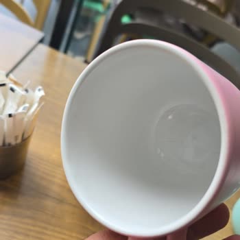 Çatlak Fincanlar Ve Geri Dönüşsüz İade Süreci