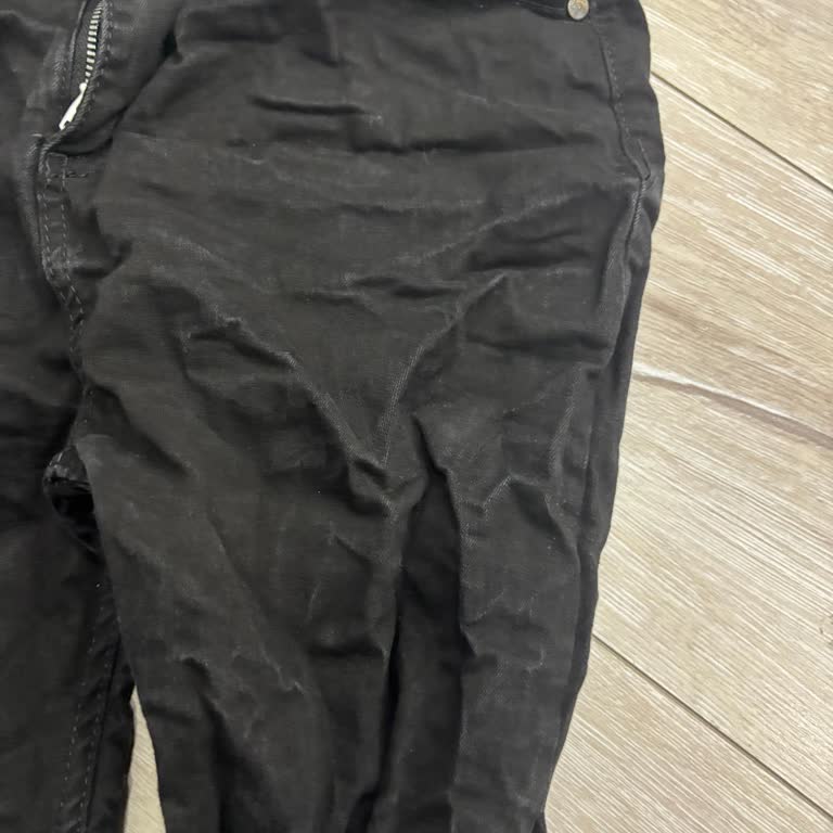 İnce Topuk Kot Pantolonu İlk Yıkamada Deforme Oldu, Değişim İstiyorum