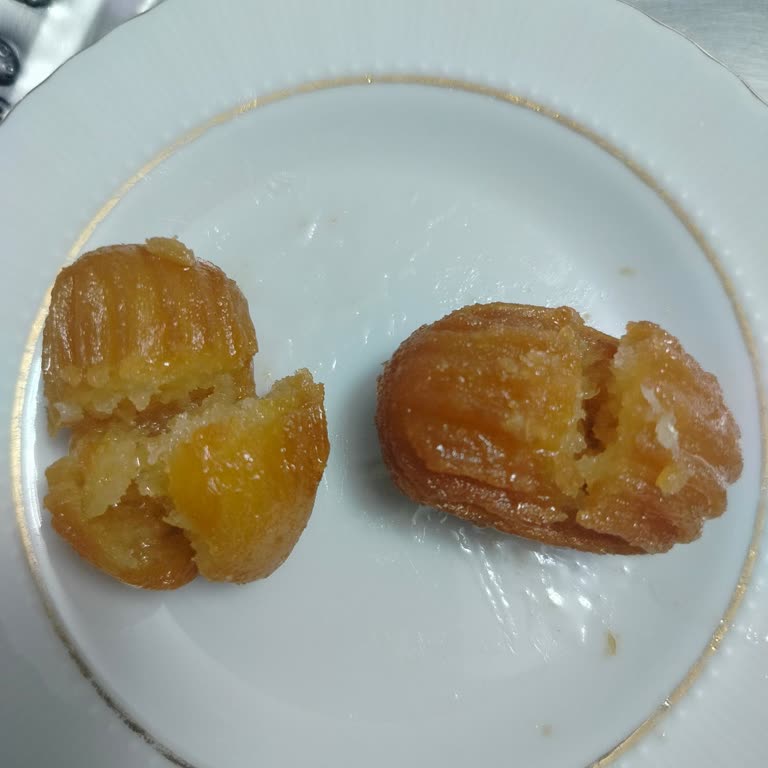 Ankagross Şubesinde Tulumba Tatlıları Taze Ve Bayat Karışık Satıldı