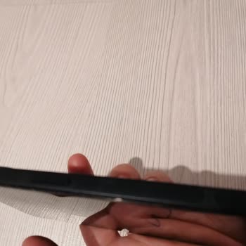 Apple Cihazında Pil Şişmesi Sorunu Nedeniyle Ücretsiz Değişim Talebi