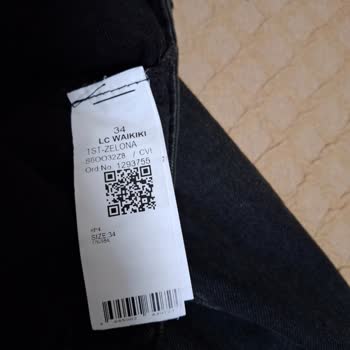 Yanlış Etiket Ve Eksik Kemerli Kot Pantolon İçin Değişim Talebi