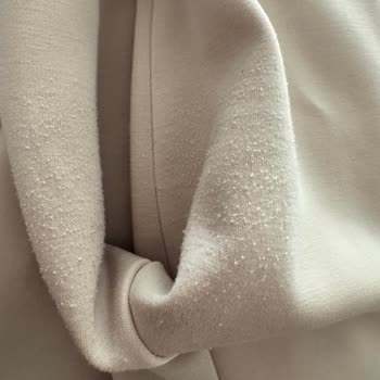 Üç Kez Giyen Eşofman Takımının Hızlı Tüylenme Ve Tiftiklenme Nedeniyle İade Talebi