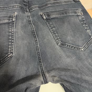 Mavi Mağazasındaki Pantolonun Kısa Sürede Renk Atması Ve Yırtılması