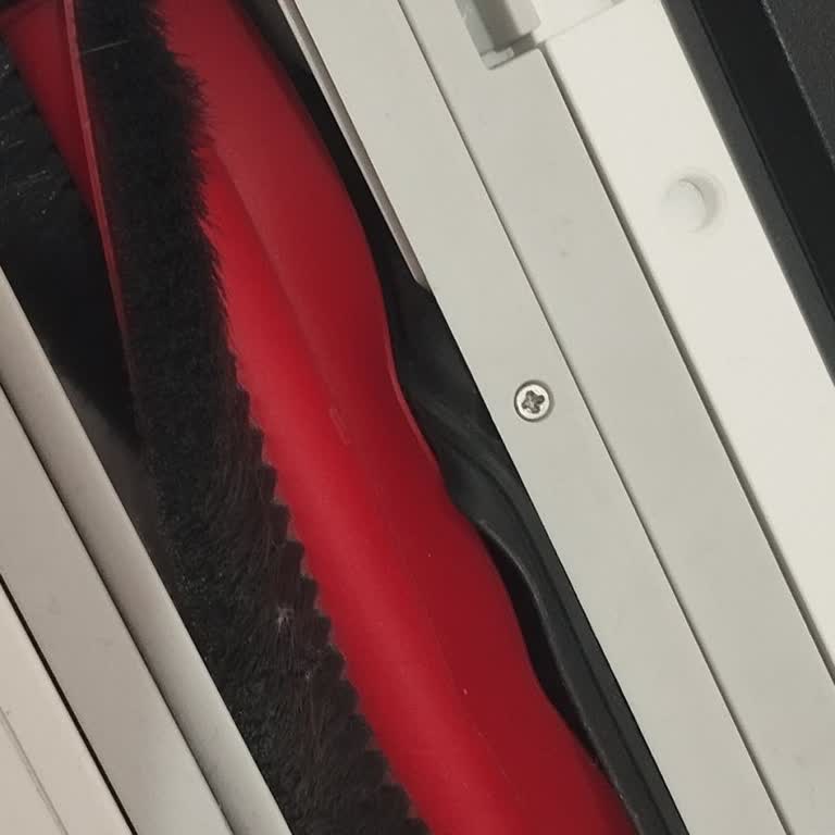 Roborock Robot Süpürge Vidalı Lastik Sorunu Sürekli Tekrarlıyor Ve Garanti Süreci Uzuyor