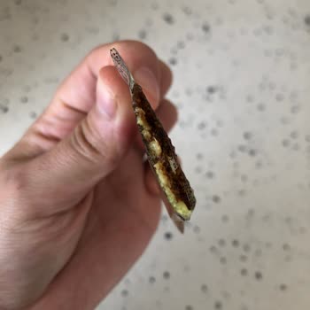 İndomie Körili Noodle Ürününde Yarım Kırık Sos Poşeti Ve Eksik İçerik