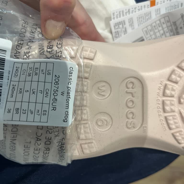 Doğru Numara Yazılı Olmasına Rağmen Küçük Beden Gelen Terlik İçin Değişim Talebi