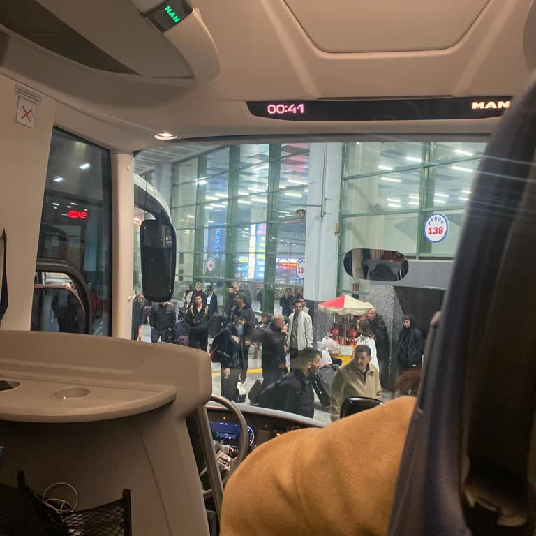 Nur Seyahat'in Gecikmesi Ve Kalkış Zamanının Belirsizliği