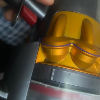 Dyson V15'te Tekrarlayan Arızalar Ve Yetkisiz Servis Müdahalesi