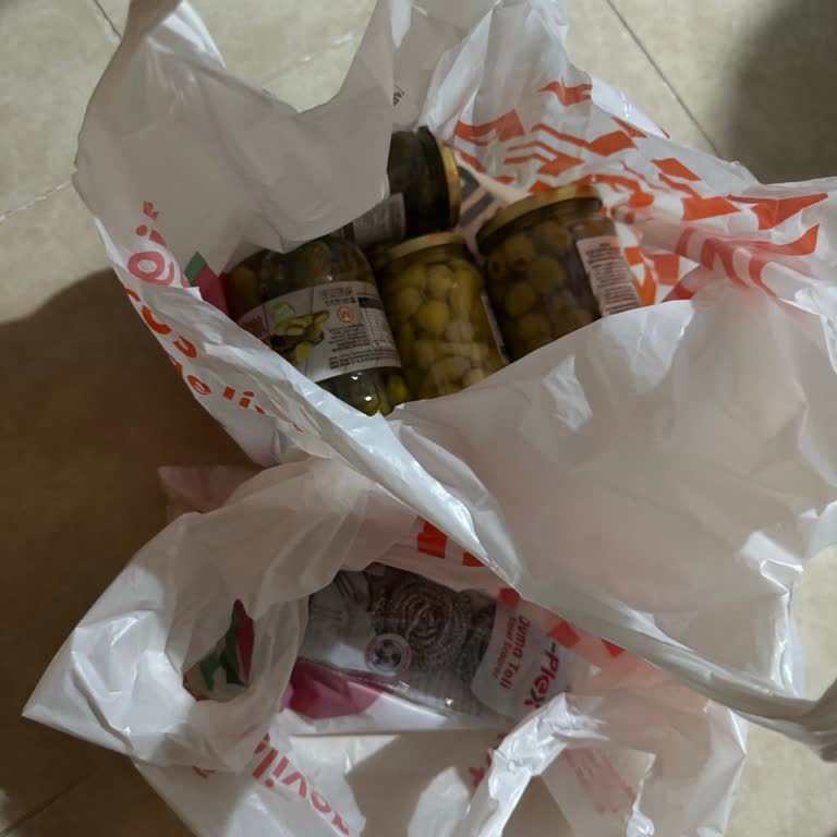 Migros Sanal Market'te Boş Poşet Ücretlendirmesi Ve Fazla Poşet Kullanımı Şikayeti