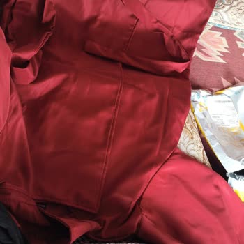 Yanlış Renk Trençkot Gönderimi Ve Müşteri Hizmetlerine Ulaşılamaması