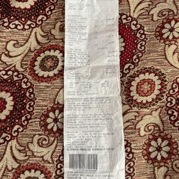 Ön Köşesi Açılan Adidas Ayakkabı İçin Garanti Reddi Ve Değişim Talebi