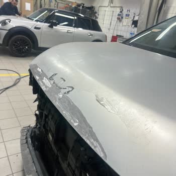 Yetkili Servisin Onaysız Kaput Boyaması Ve Değer Kaybı Şikayeti