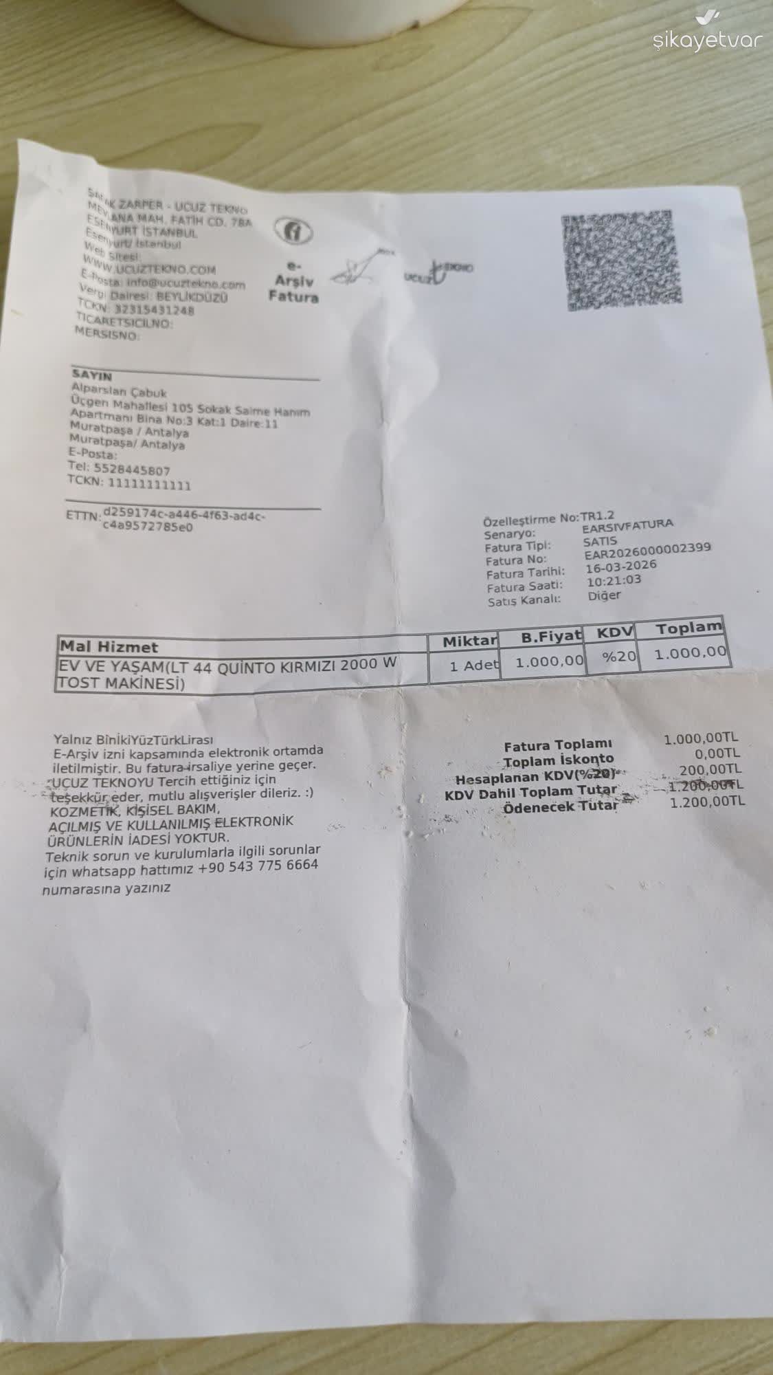 Ucuz Tekno İlk Kullanımda Tost Makinesinin Izgarası Paslandı