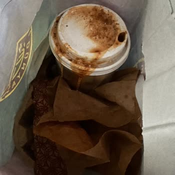Yemeksepeti Siparişinde Kahve Dökülmesi Ve İade Talebi