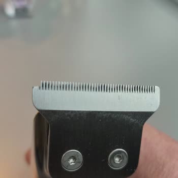 Powertec Tıraş Makinesinde Ağız Bölümü Yok