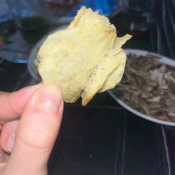 Lays Yoğurt Mevsim Yeşillikli Cipsi Bayat Ve Sulu, Müşteri Hizmetlerinden Cevap Gelmedi