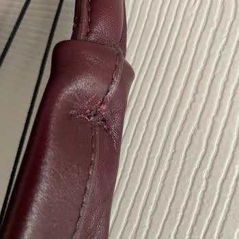 Trendyol’da Gerçek Deri İddiası Yanıltıcı, Renk Atması Ve Deformasyon Sorunu