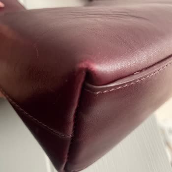 Trendyol’da Gerçek Deri İddiası Yanıltıcı, Renk Atması Ve Deformasyon Sorunu