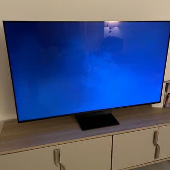 TCL 55C7K Televizyonda Görüntü Lekeleri Ve Hoparlör Uğultusu Üzerine Ücretsiz Değişim Talebi