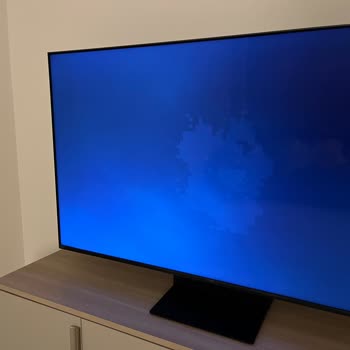 TCL 55C7K Televizyonda Görüntü Lekeleri Ve Hoparlör Uğultusu Üzerine Ücretsiz Değişim Talebi