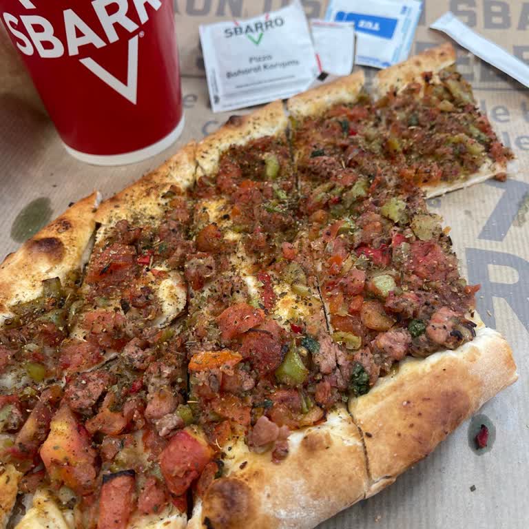 Kuşbaşısız Pide Ve Umursamaz Personel Nedeniyle İade Talebi