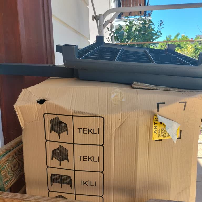 Lara Bahçe Oturma Grubu Kurulum Desteği Sağlanmadığı İçin Güvenimiz Sarsıldı