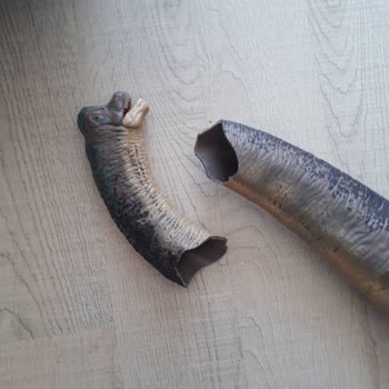 Kırılır Uyarısına Rağmen Oyuncak PTT Kargo İle Hasar Görmüş