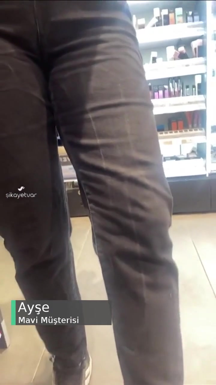 Mavi Kotumda Bir Kere Yıkadım Rengi Gitti Beyaz Çizgiler Oluştu videonun kapak resmi