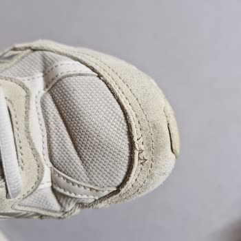 Puma Milenio Tech Ayakkabısının İpliği Sökülerek Kullanılamaz Hale Gelmesi Ve Değişim Talebi