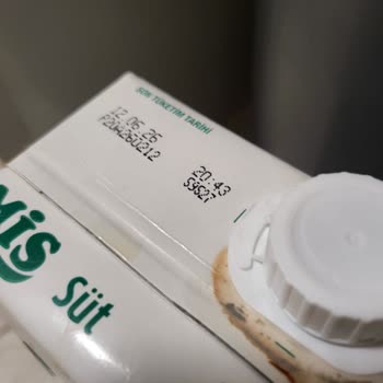 Şok Market’te Şişmiş Süt Paketi Ve Yetersiz Müşteri Hizmetleri