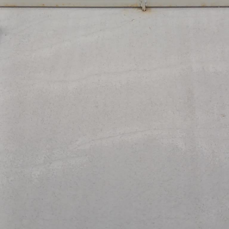 Boyalı Duvarlarda Çatlak Ve Renk Açılması, Ücretsiz Düzeltme Bekliyorum