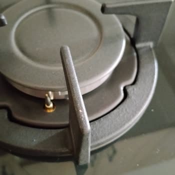 Antrasit Cam Ankastre Sette İlk Kullanımda Renk Atması Ve Müşteri Hizmetine Ulaşılamaması