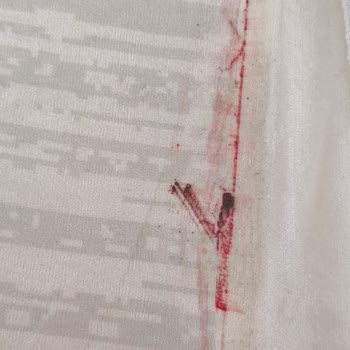 Defolu Halı Örtüsü İadesi Reddedildi, Fatura Kesilmedi: Tüketici Hakları İhlali