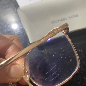 Çizilen Cam İçin Garanti Reddi Ve 21 Gün Gözlüksüz Bekletilmek