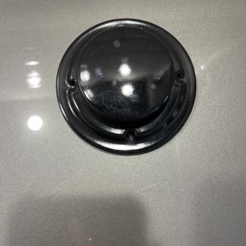 Yeni Kurulan Arçelik Ocakta Çizik, Lekeler Ve Arızalı Gözü İçin Ücretsiz Değişim Talebi