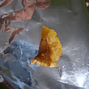 Samba Közde Kapri Cipsinde Bayat Ve Yanık Parçalar: Raf Kontrolü Talebi