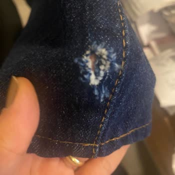 Defolu Levi’s Pantolon İçin Tekrarlanan Reddetme Ve Değişim Talebi
