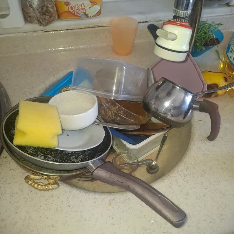 Şafak Mahallesinde Sürekli Su Kesintileri Ve Açıklama Eksikliği