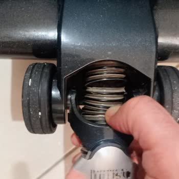 Onvo Dikey Süpürgenin Hortumu Yırtıldı Ve Müşteri Hizmetlerinden Yanıt Alınamıyor